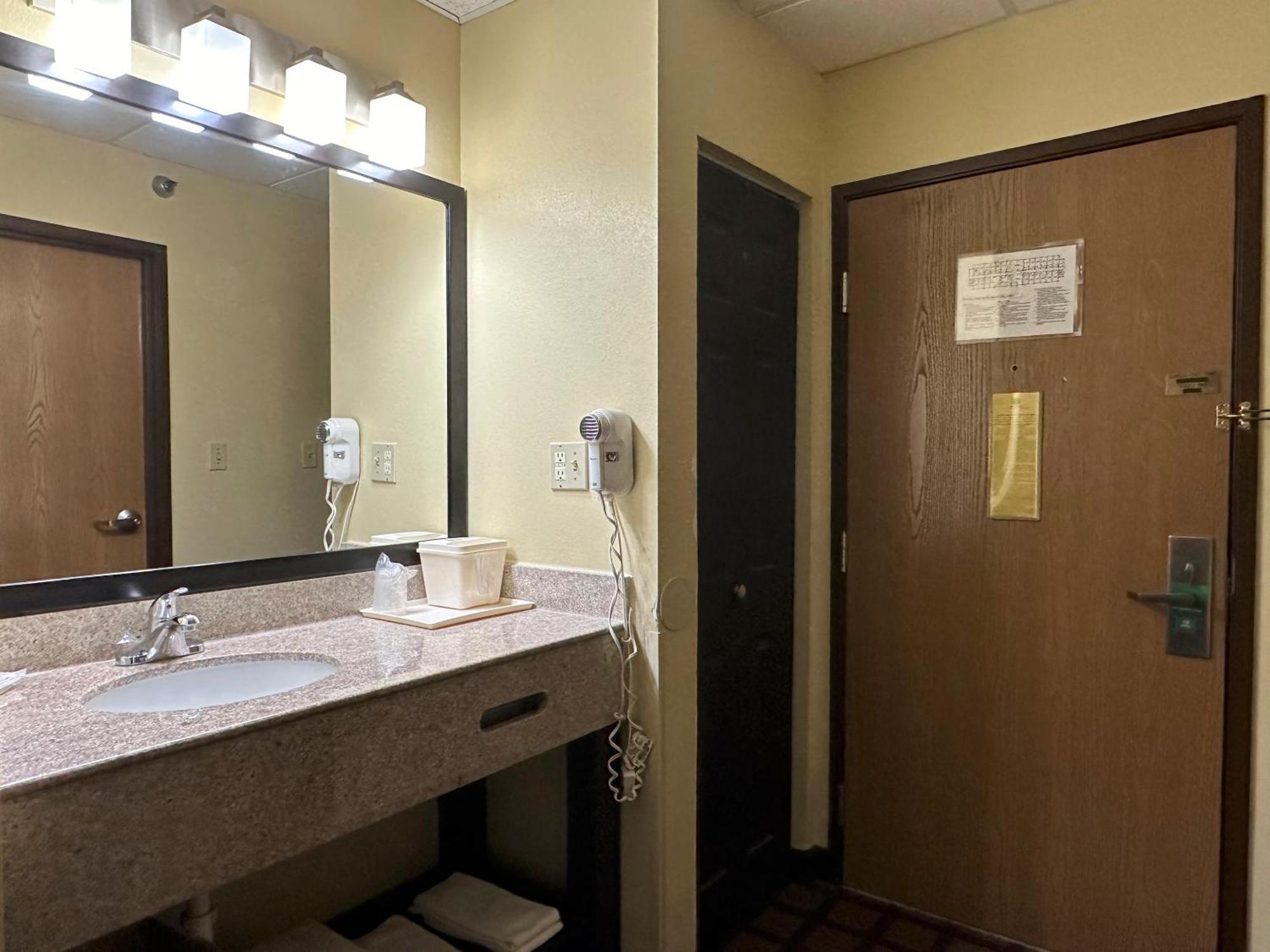 Quality Inn Perryville I-55 Exterior photo